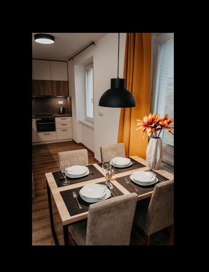 Old Town City Center Apartment 2 - Private Parking Included Košice Buitenkant foto