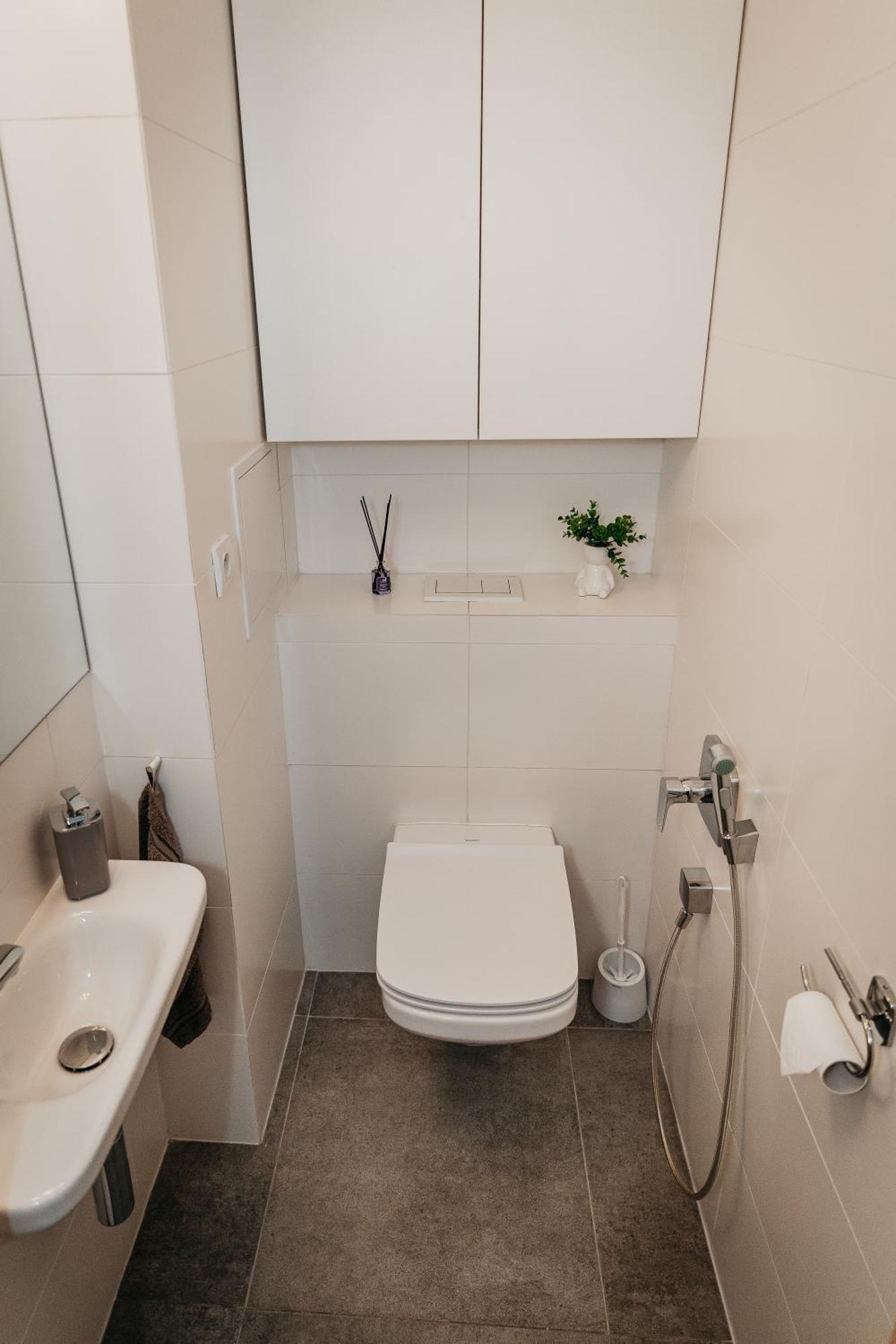 Old Town City Center Apartment 2 - Private Parking Included Košice Buitenkant foto