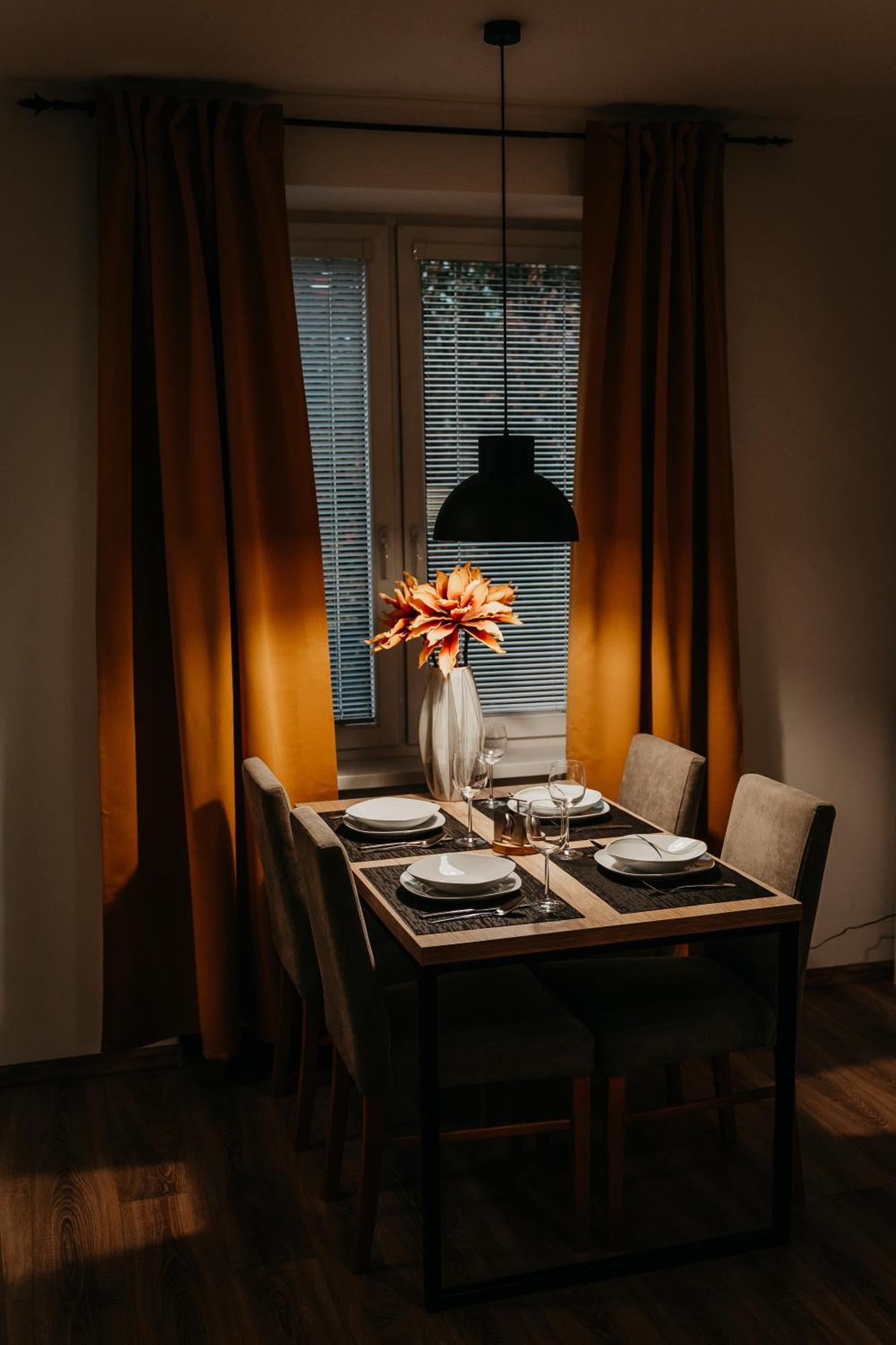 Old Town City Center Apartment 2 - Private Parking Included Košice Buitenkant foto